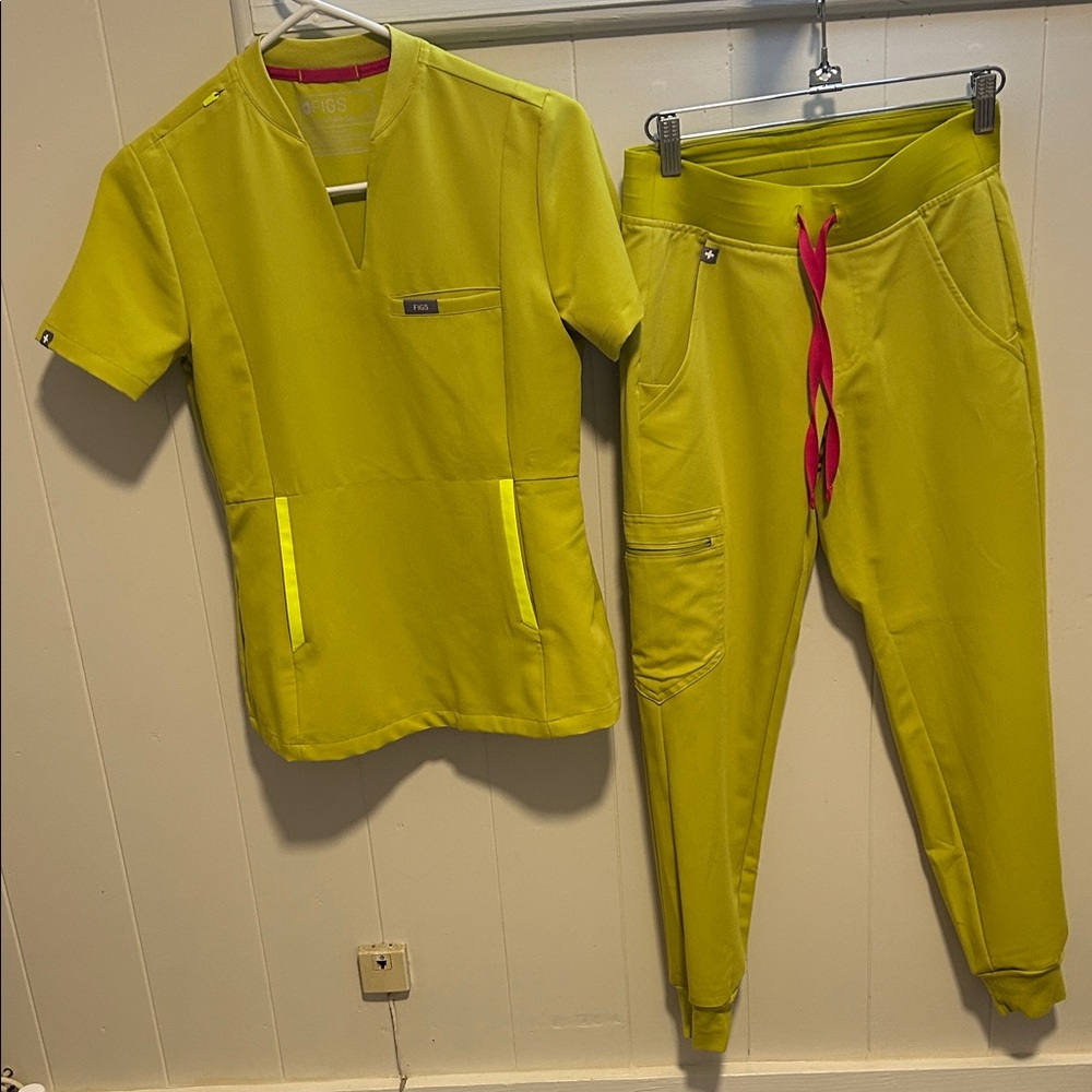 FIGS SET. XXSMALL. Limeade color
